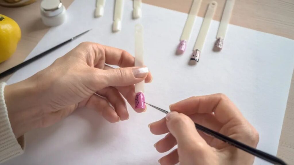 nail art brush for french tips